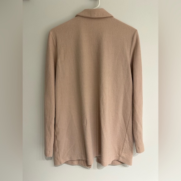 Textured blush pink blazer. H&M size M. - Picture 2 of 3